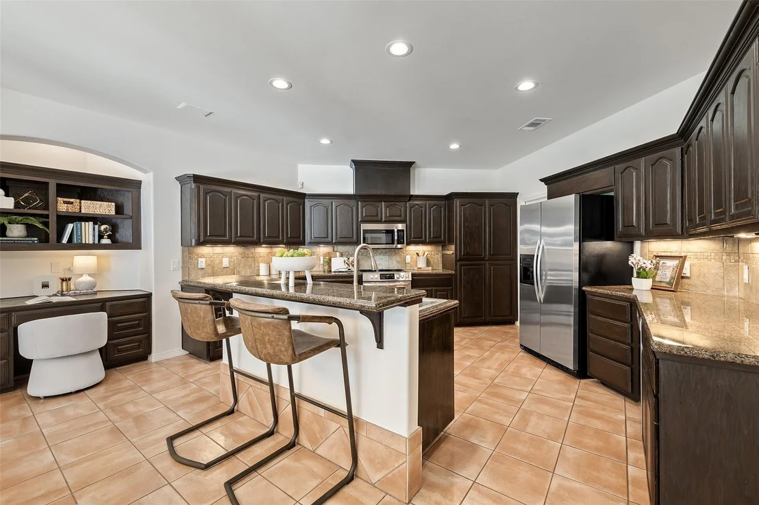 Photo of 8311 SUMNER CT