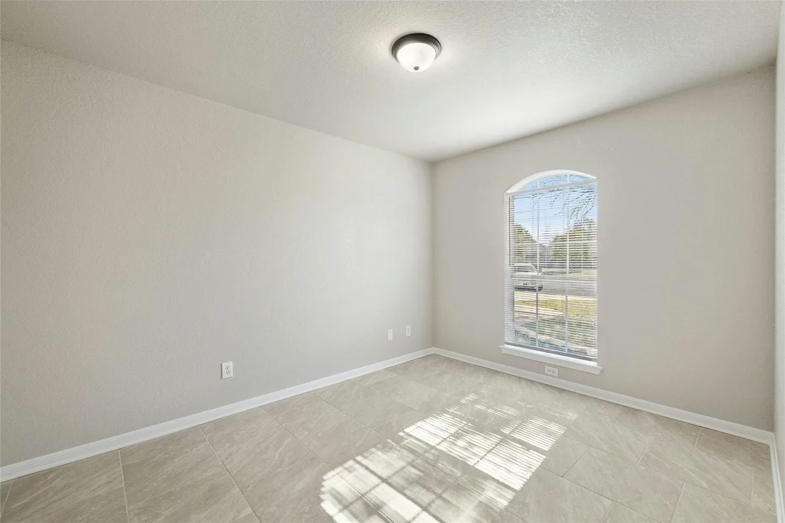Photo of 246 Bastian LN