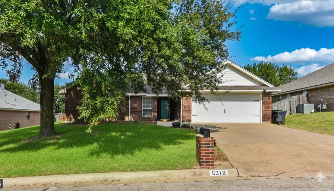 Photo of 5318 W Ridge BLVD