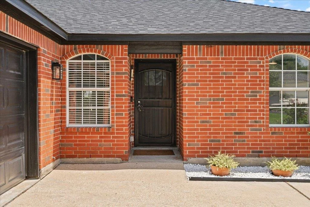 Photo of 772 Clearview CIR