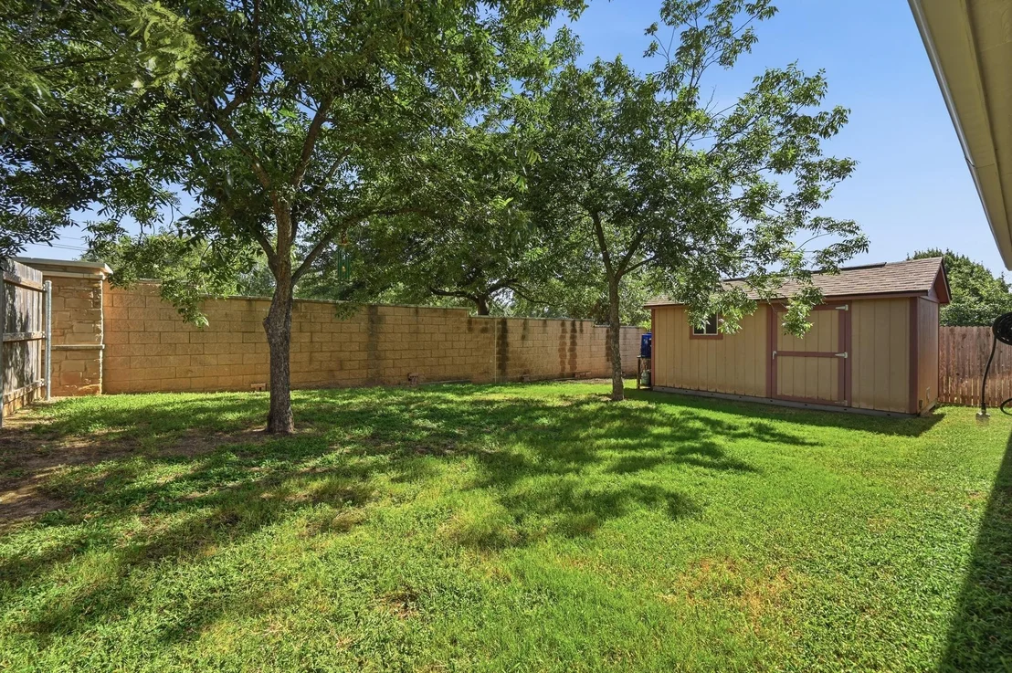 Photo of 1118 Giberson WAY