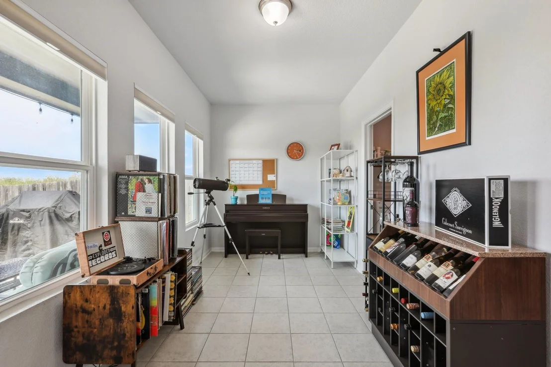 Photo of 17416 Casanova Ave