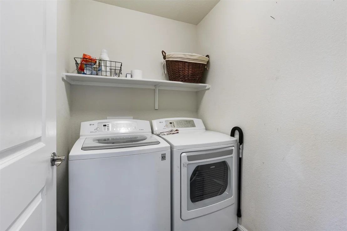 Photo of 110 Hobby ST