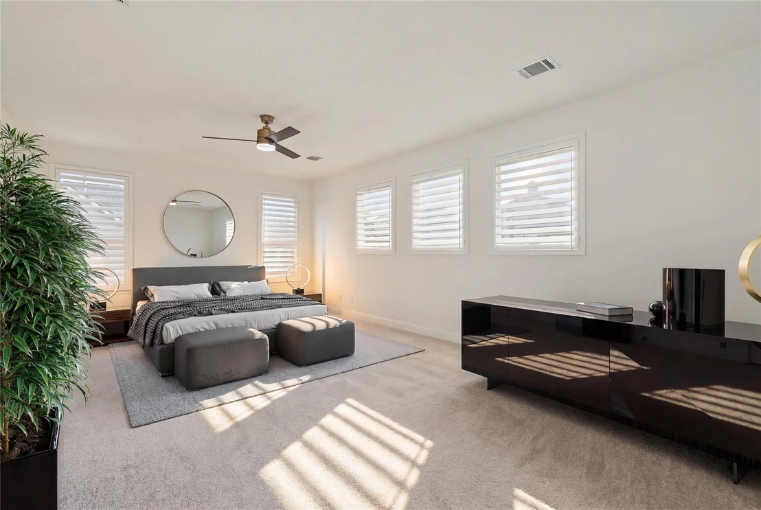 Photo of 302 Duffy LN