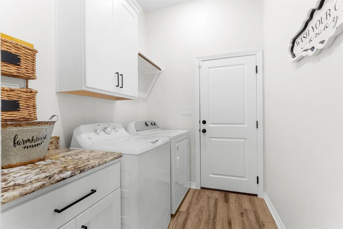 Photo of 812 Eagle Crest CV