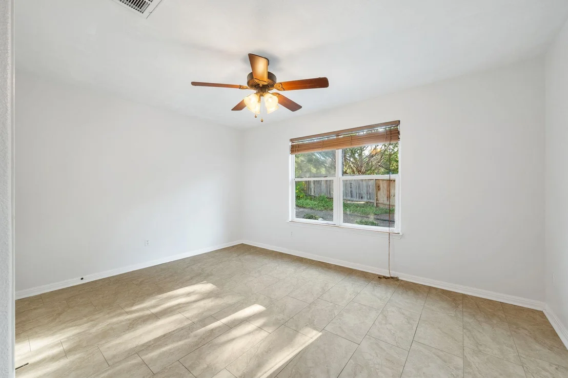 Photo of 4203 Hillside DR