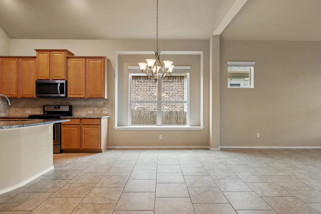 Photo of 536 Peregrine WAY