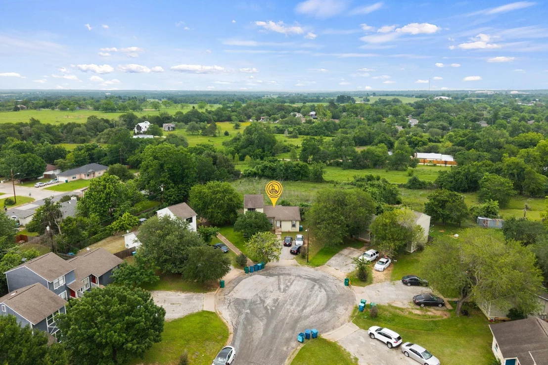 Photo of 128 Hillside DR