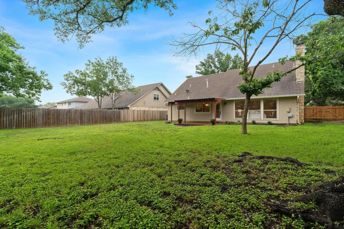 Photo of 10416 Doering LN