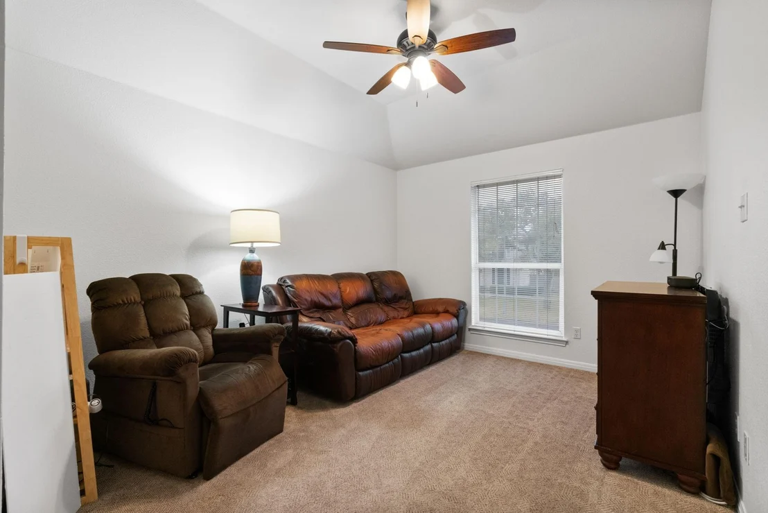 Photo of 6422 Clairmont DR