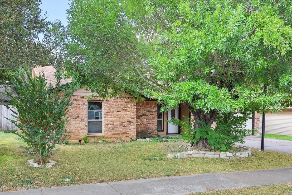 Photo of 6232 Hillston DR
