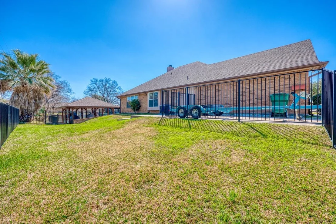 Photo of 1101 Impala DR