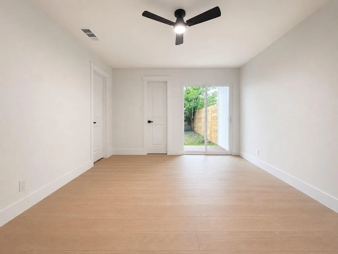 Photo of 141 Ridgecrest RD