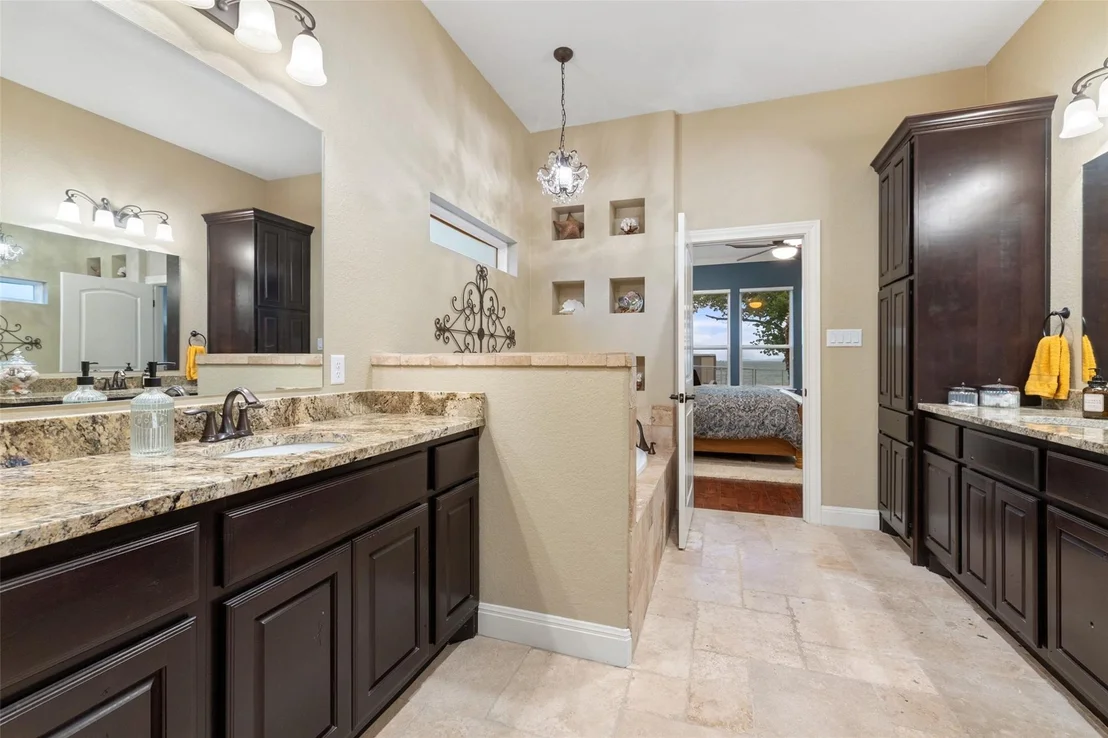 Photo of 348 Carlson CIR