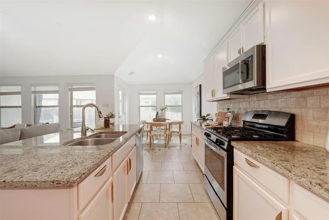 Photo of 405 Briar Park DR