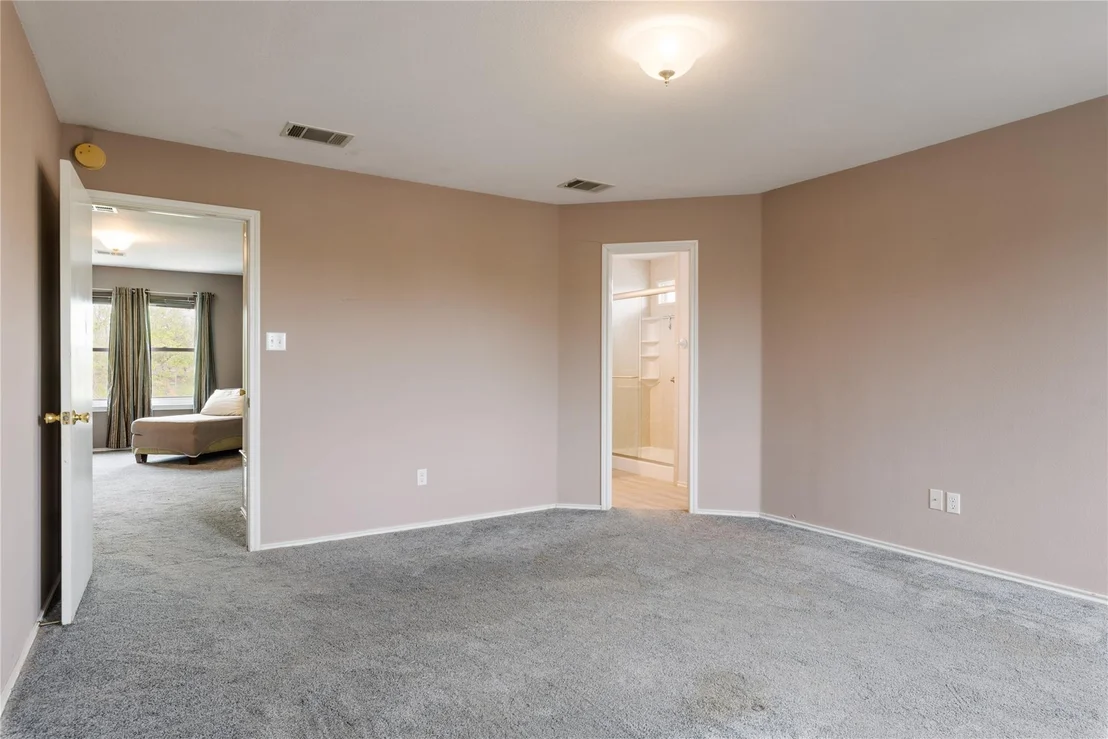 Photo of 1329 Amberwood LOOP