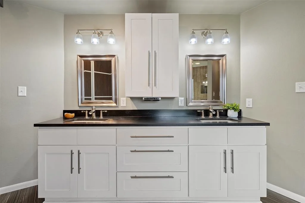 Photo of 5308 Great Divide DR