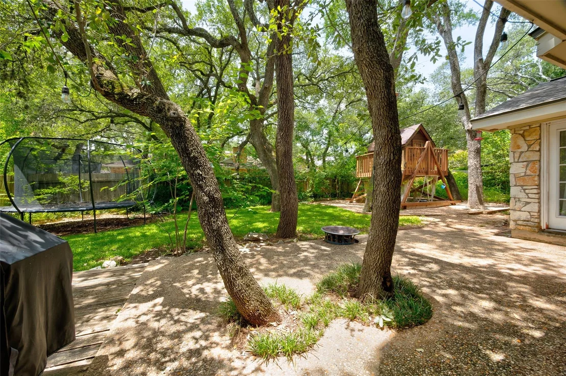 Photo of 4836 TRAIL CREST CIR