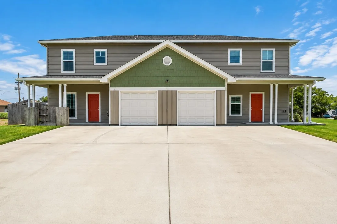 Photo of Unit AB at 3502 Barnacle DR