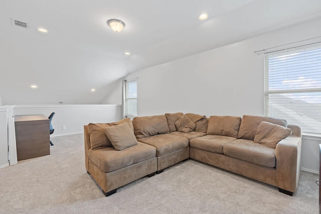 Photo of 579 Dragon Ridge RD