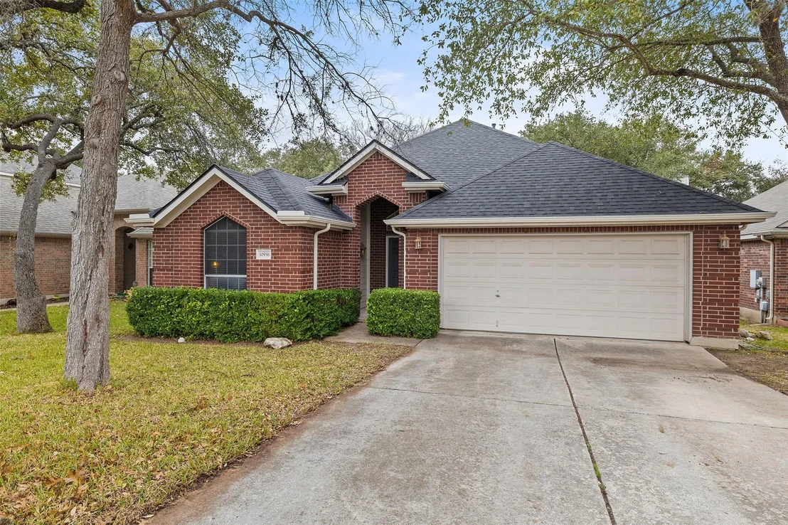 Photo of 10956 Colonel Winn LOOP