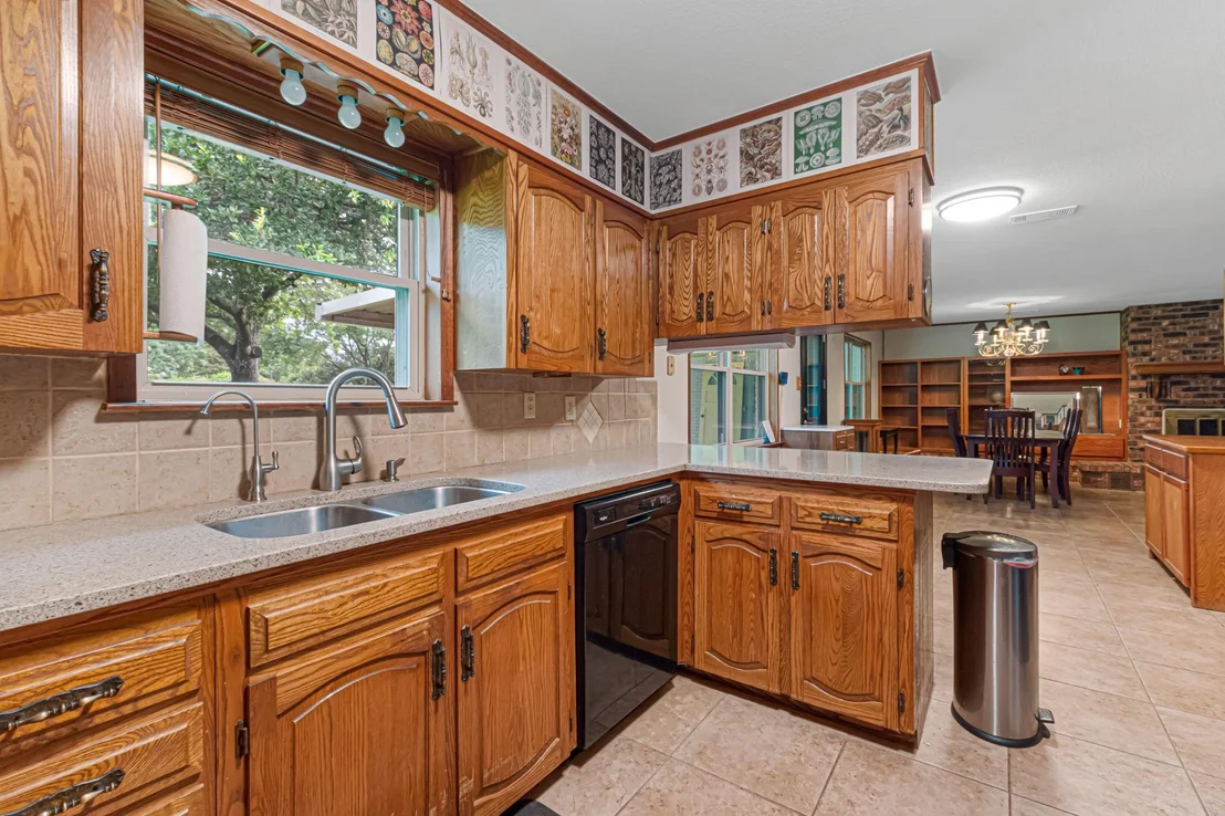 Photo of 310 Cardinal LN