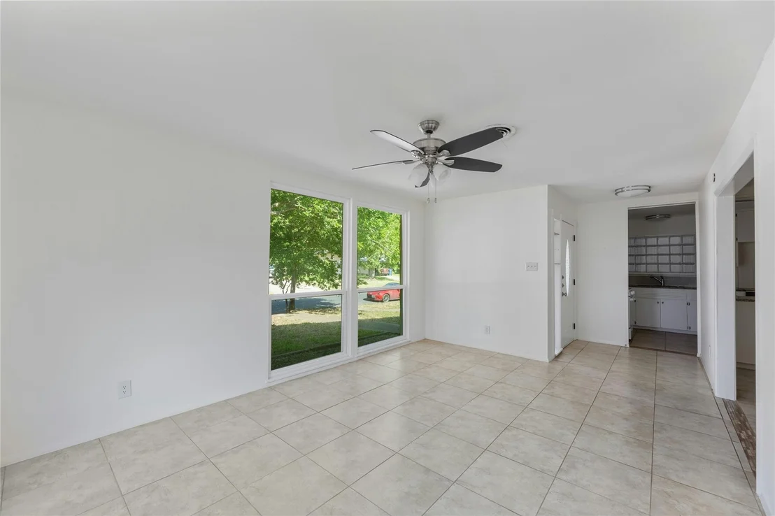 Photo of 6401 Kenilworth DR