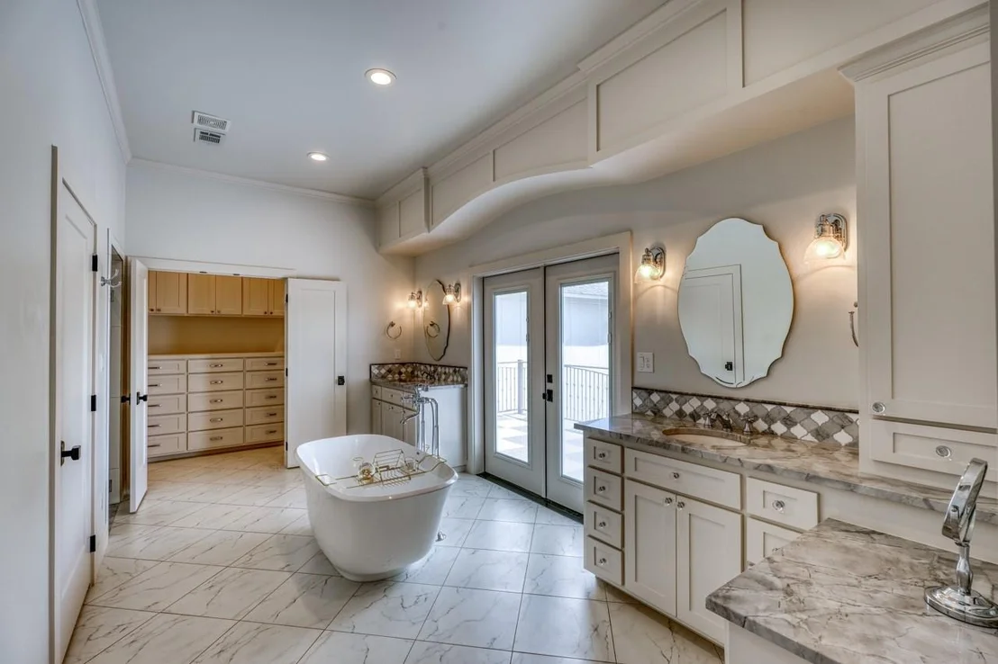 Photo of 301 Twisted Oak DR