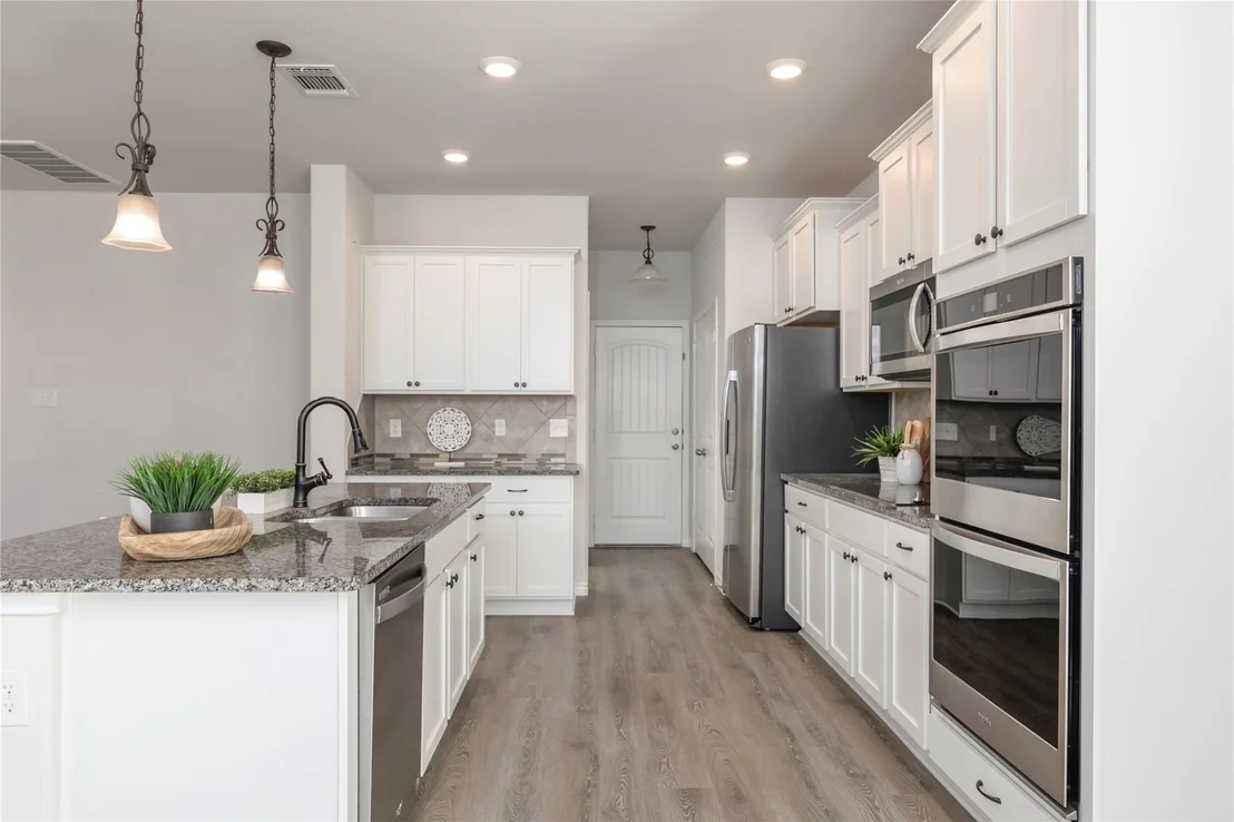 Photo of 6185 Lavaca DR
