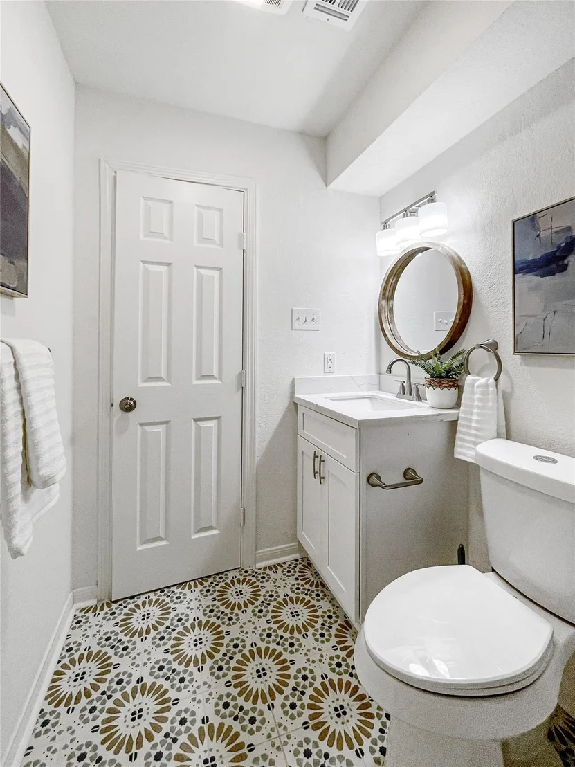Photo of 206 Summit ST