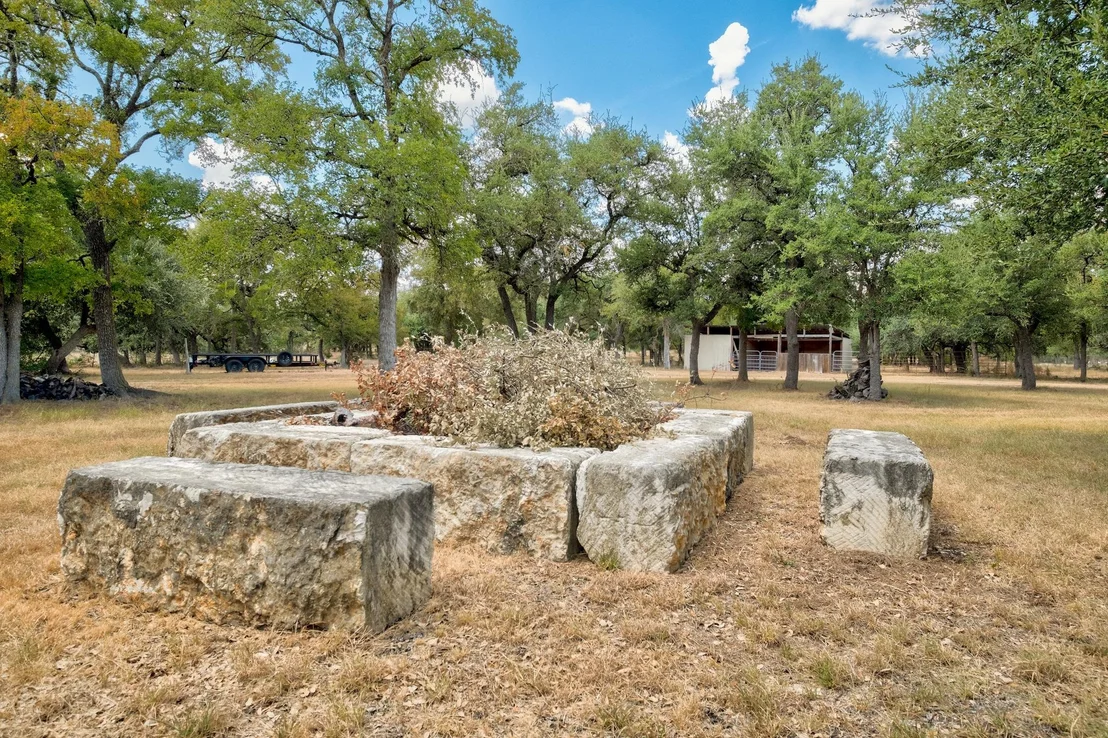 Photo of 1200 County Road 233