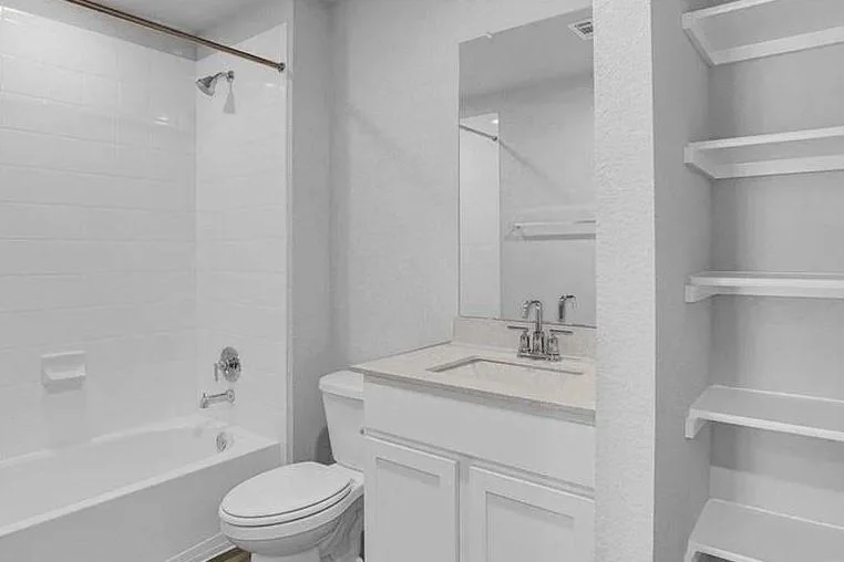 Photo of 211 Hamilton Pool LN