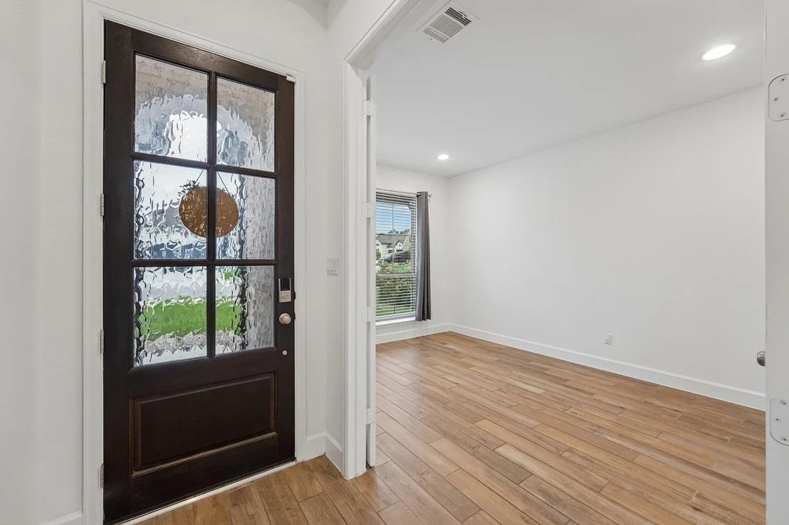 Photo of 133 Plumbago LOOP