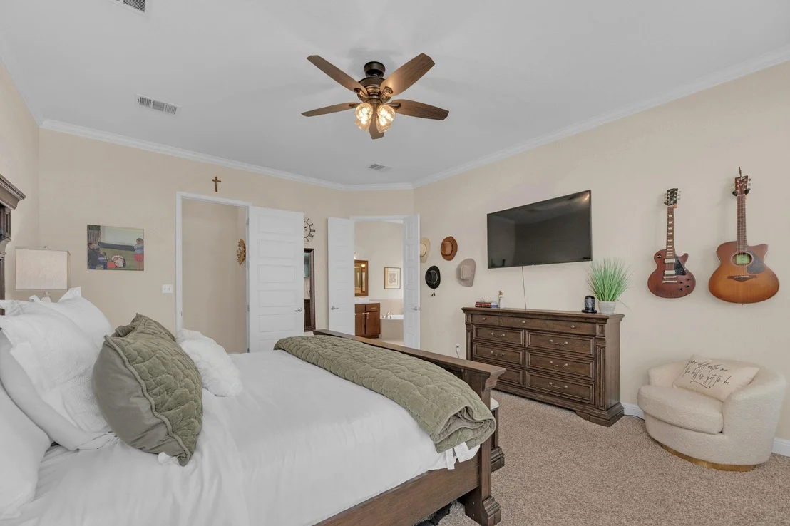 Photo of 712 Carillion DR