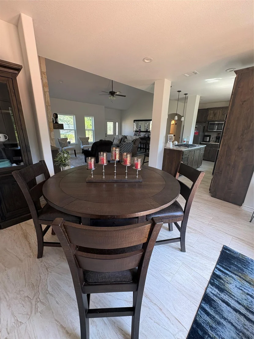 Photo of 668 Fairview DR