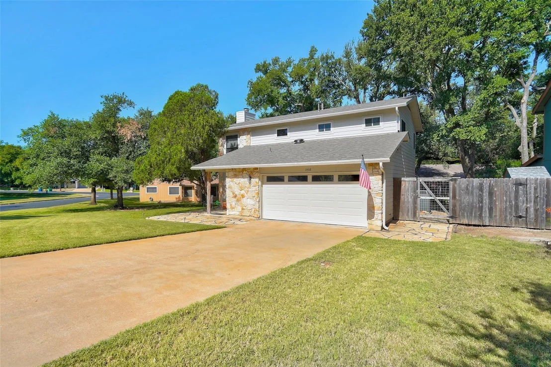 Photo of 11408 Chancellroy DR