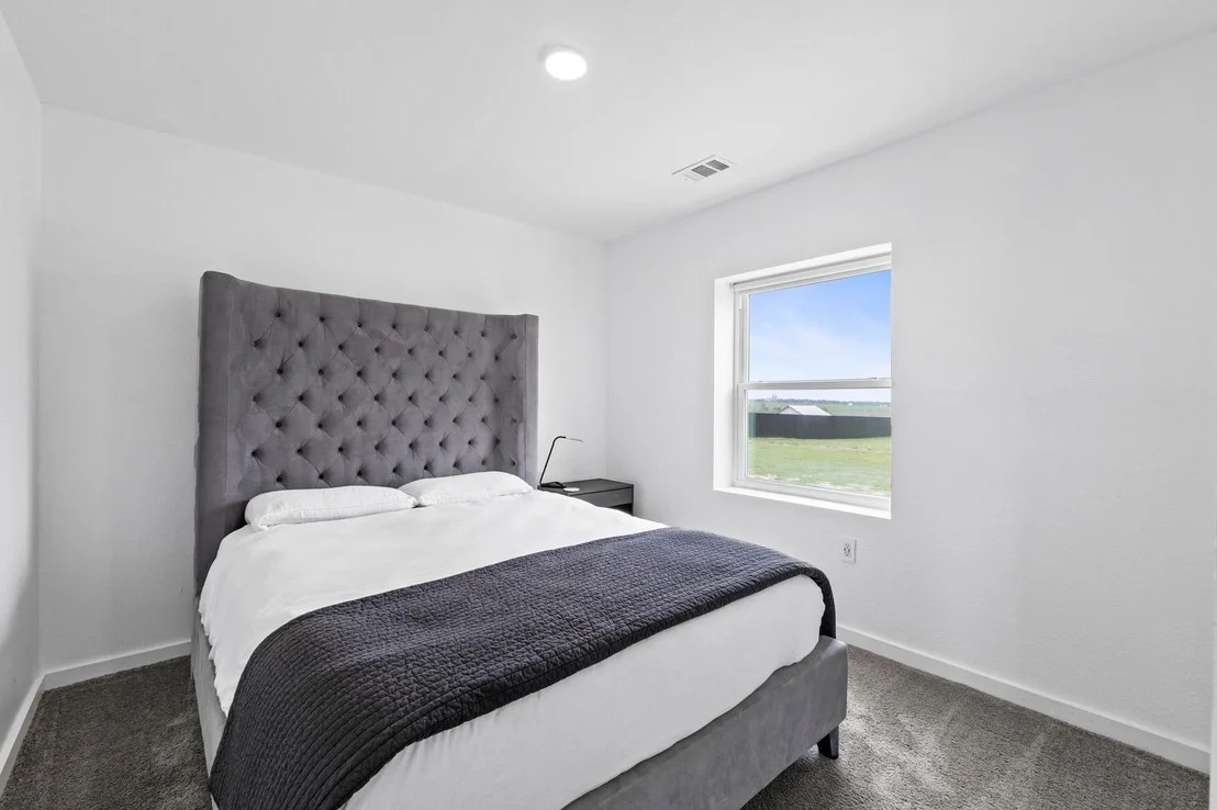 Photo of 150 Huntclub DR