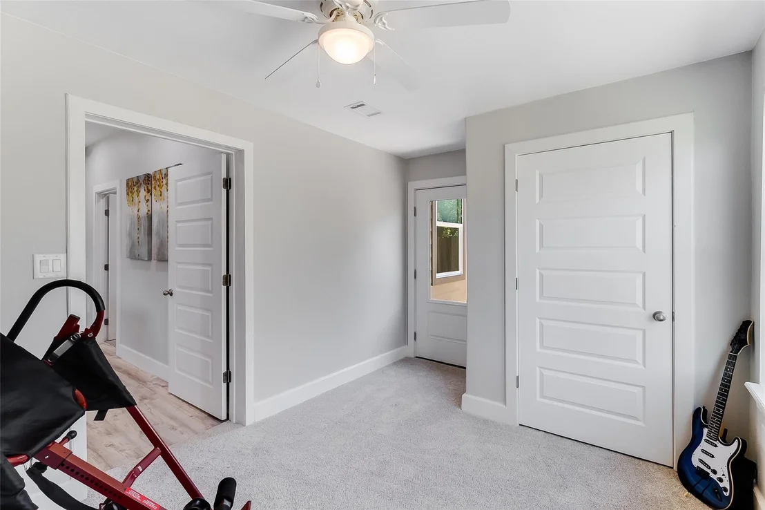Photo of 2419 Ridgeview