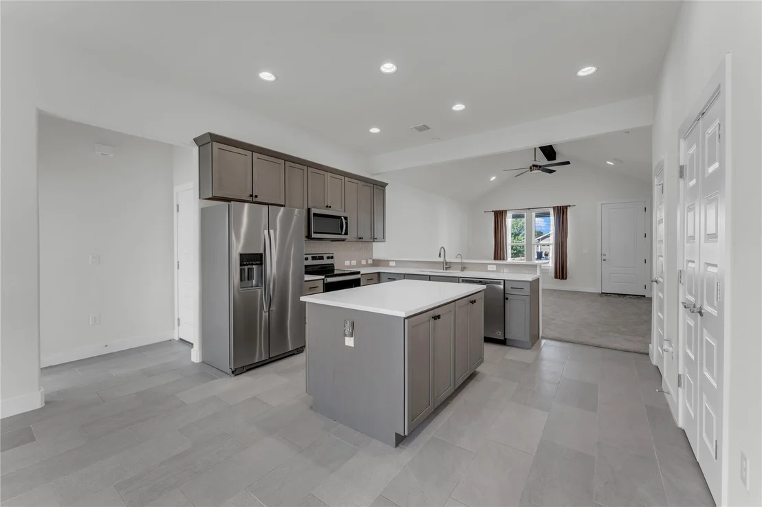 Photo of 449 Dove TRL