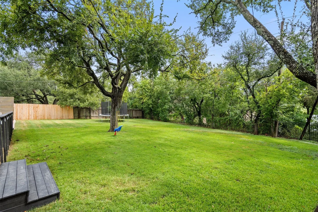 Photo of 9401 Springwood DR