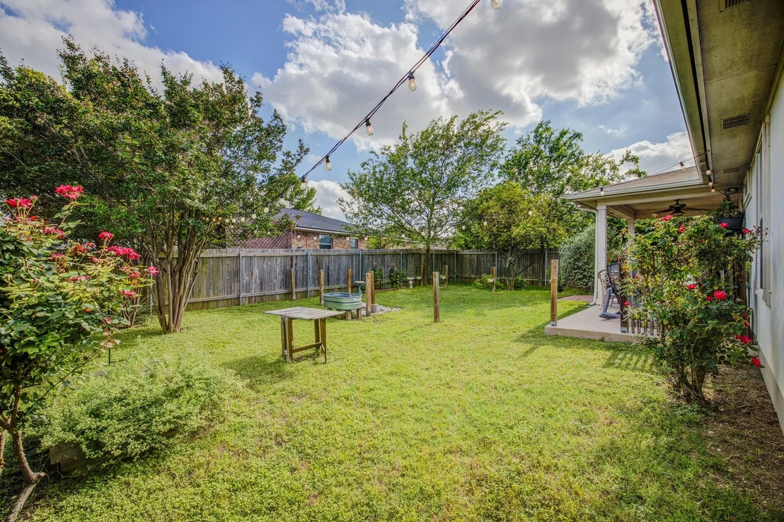 Photo of 202 McCarthur DR