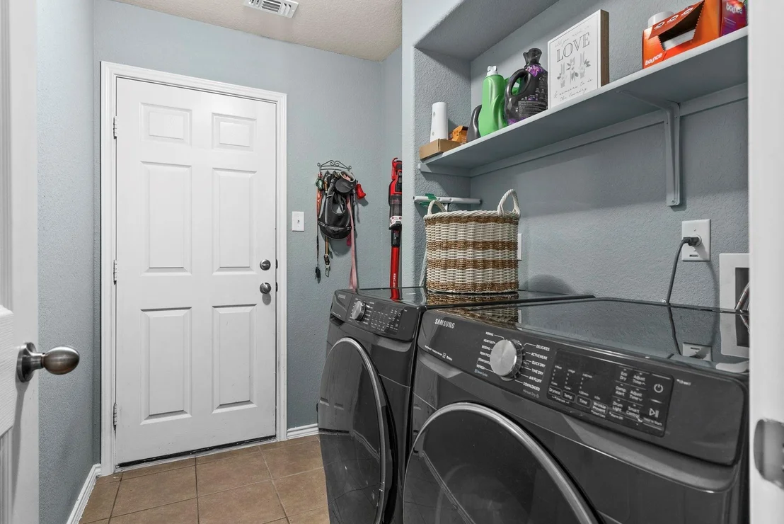 Photo of 801 Rowdy DR