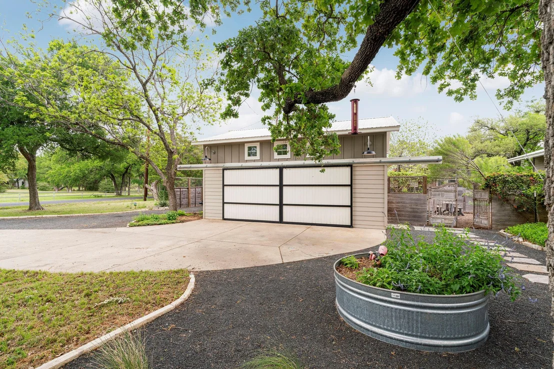 Photo of 3707 McNeil DR