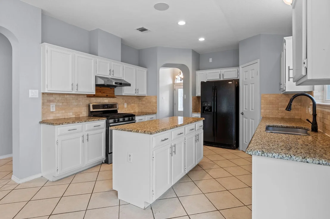 Photo of 1402 Highland DR