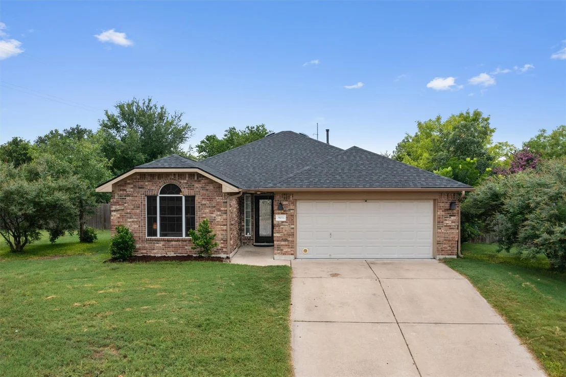 Photo of 903 Ridgemont CIR