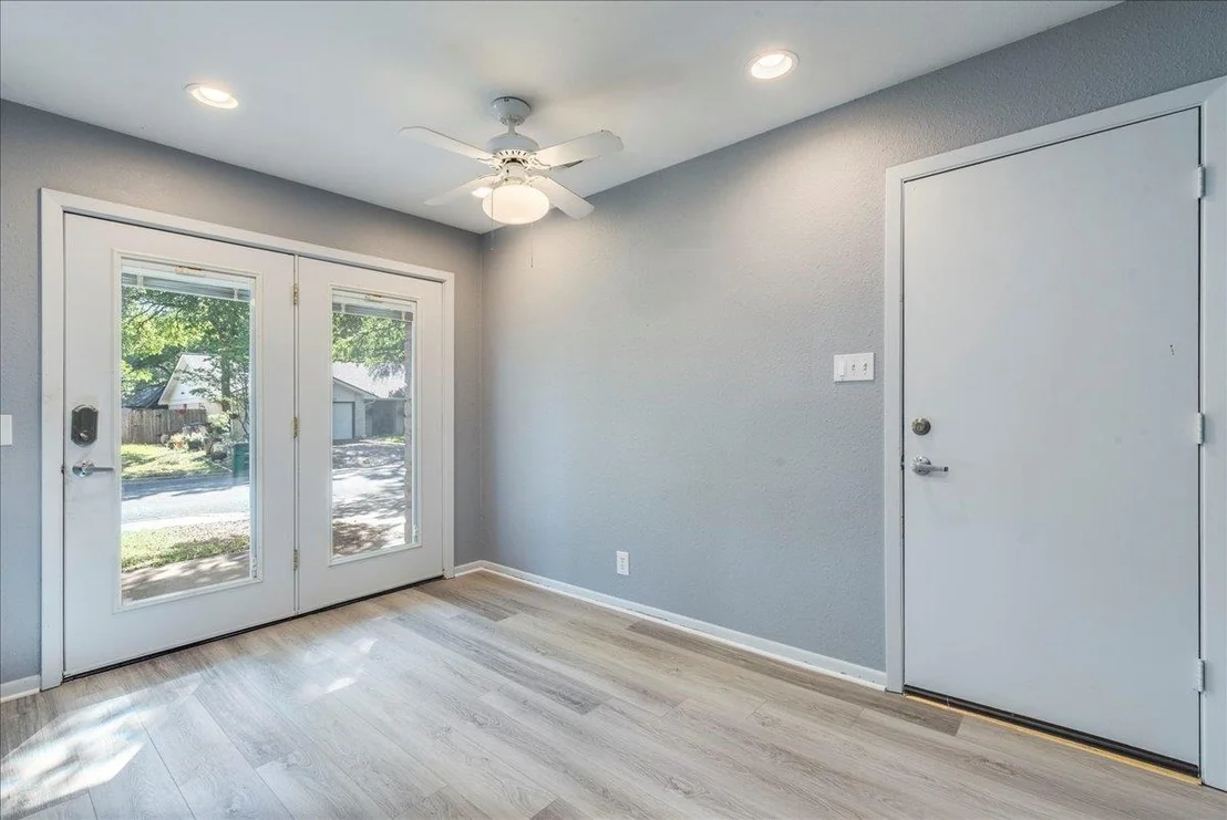 Photo of 7300 Tanbark CV