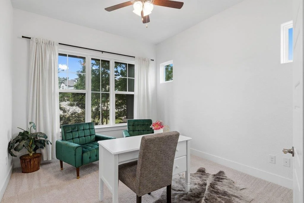 Photo of 305 Avena TRL