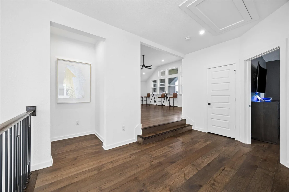 Photo of 2513 Novara TRL