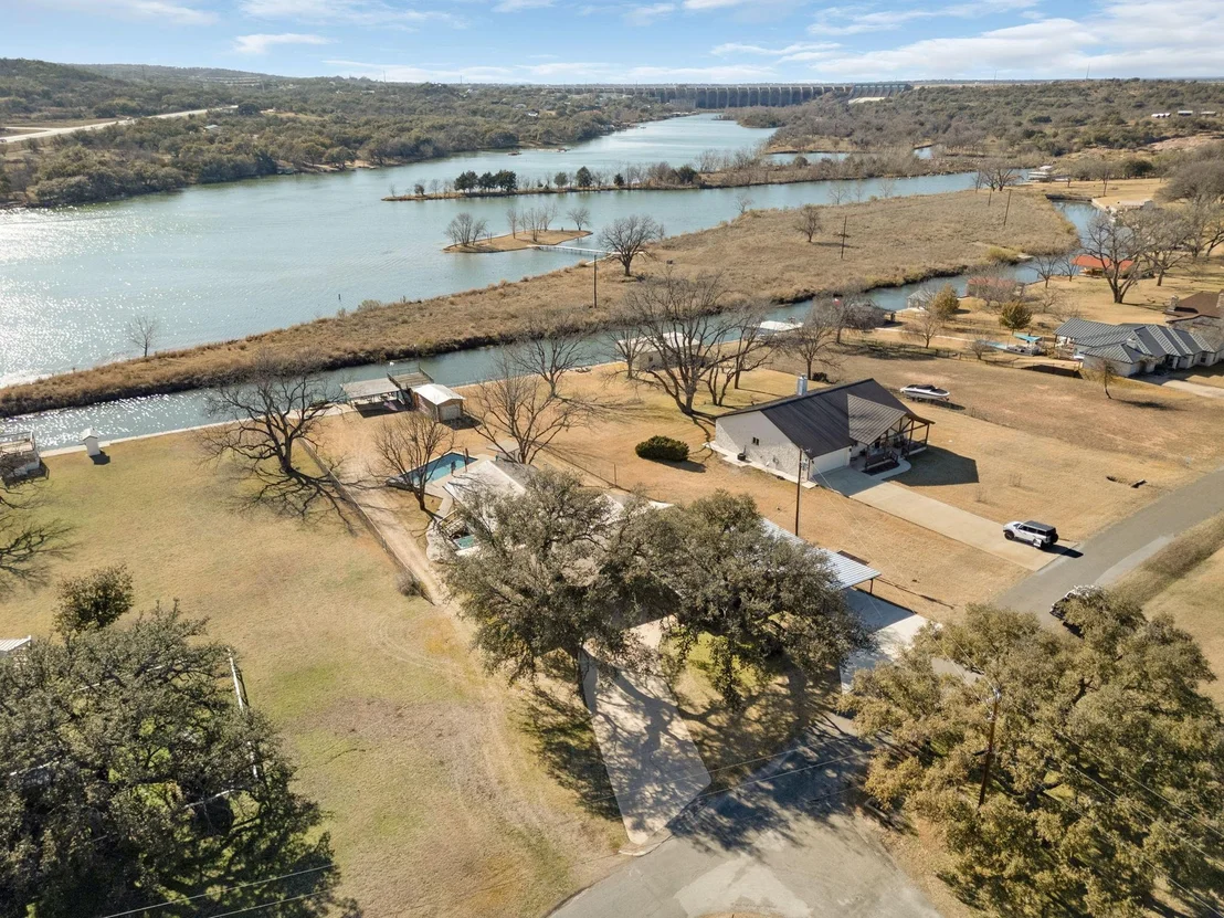 Photo of 125 County Road 141