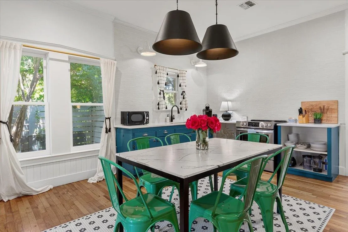 Photo of 234 Loring